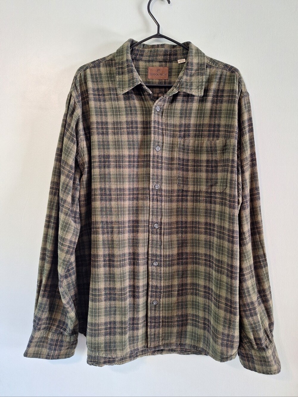 Woolrich Vintage Men's Plaid Button-Up Shirt - Olive Green